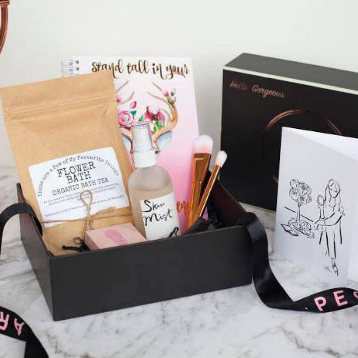 First Impressions - The Lumière Edition Peony Parcel by @the.life.of.laura Peony Parcel