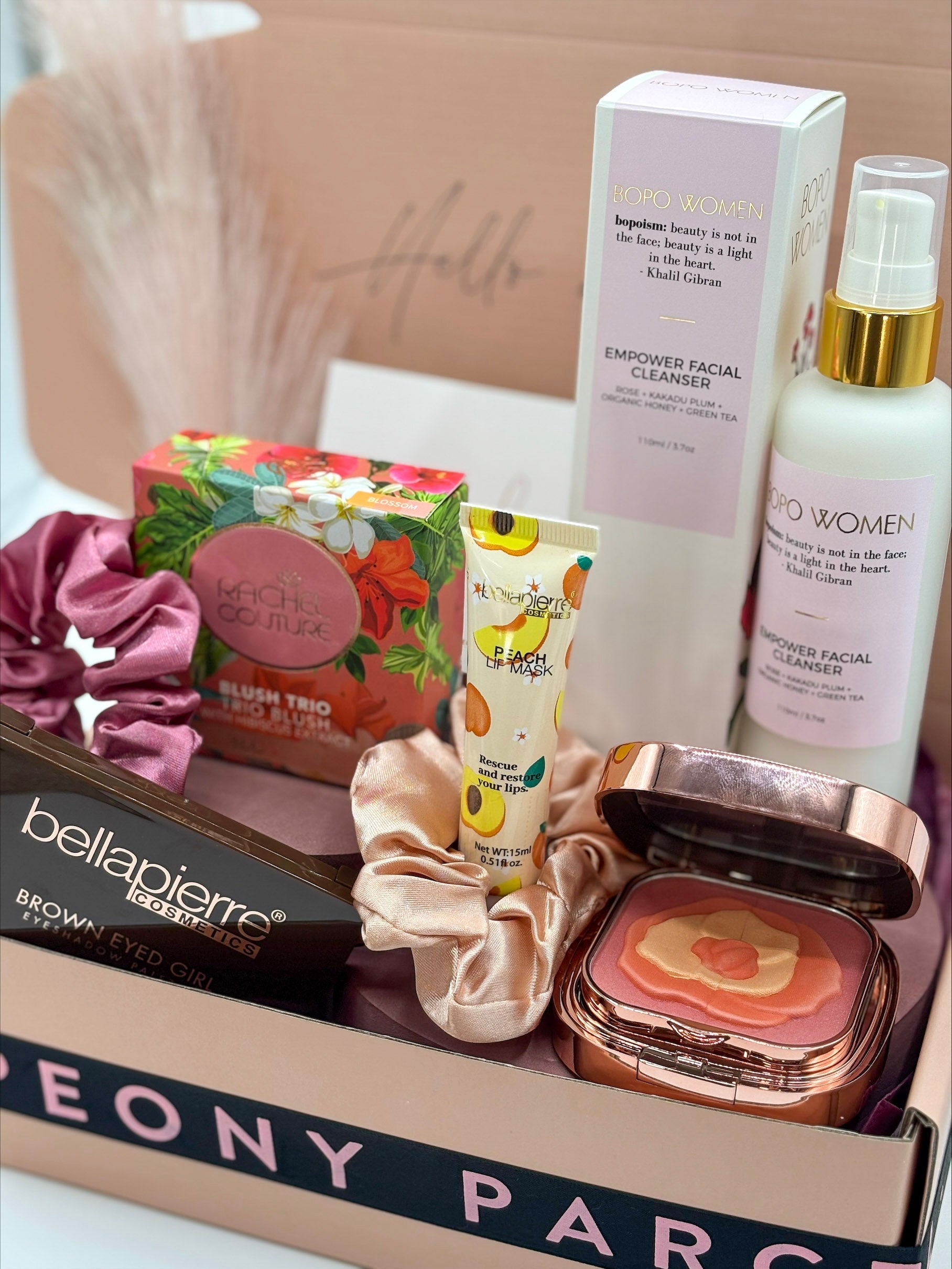 &quot;Luxury Glam&quot; Gift Box Peony Parcel